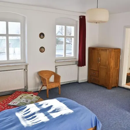 Hugenottenwohnung Im - Platz Fuer Groessere Familien شقة راينزبرج