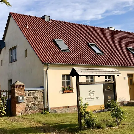 شقة Hugenottenwohnung Im - Platz Fuer Groessere Familien راينزبرج