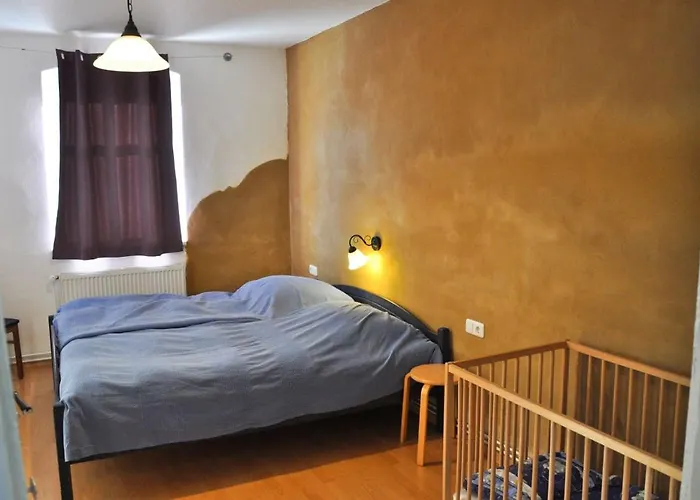 Hugenottenwohnung Im - Platz Fuer Groessere Familien *