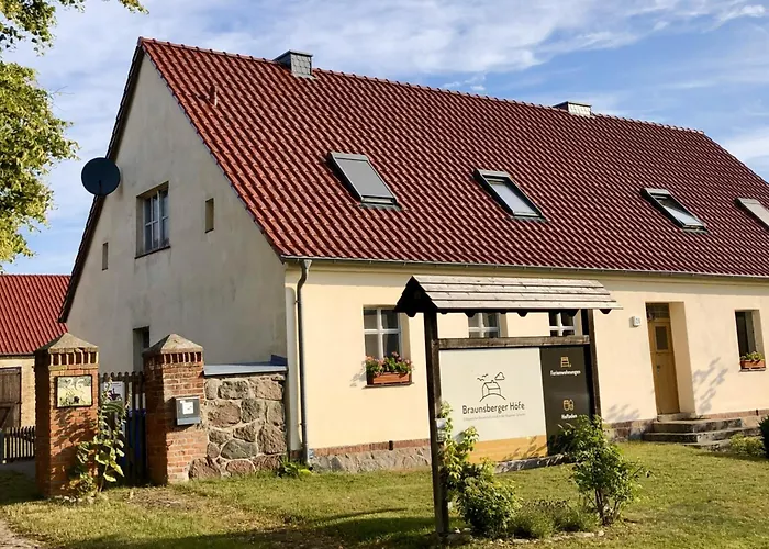 Apartment Hugenottenwohnung Im - Platz Fuer Groessere Familien Rheinsberg